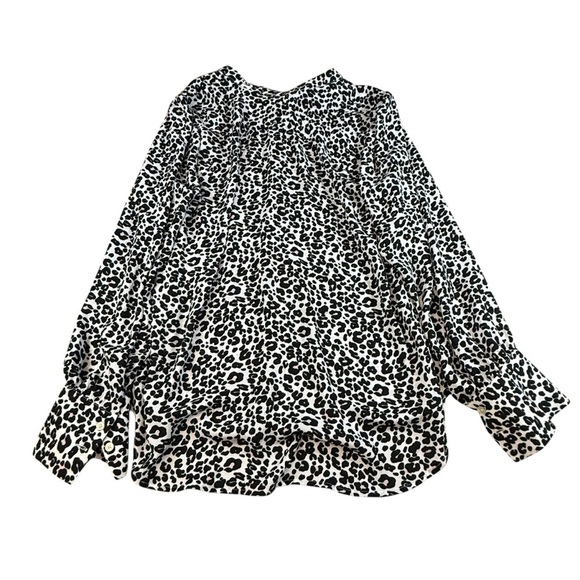 Loft Leopard Print Button Up Blouse Size Large - Picture 3 of 3